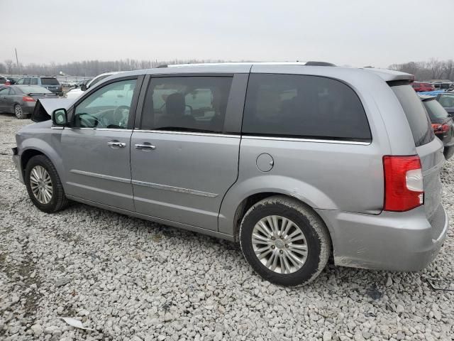 2013 Chrysler Town & Country Limited