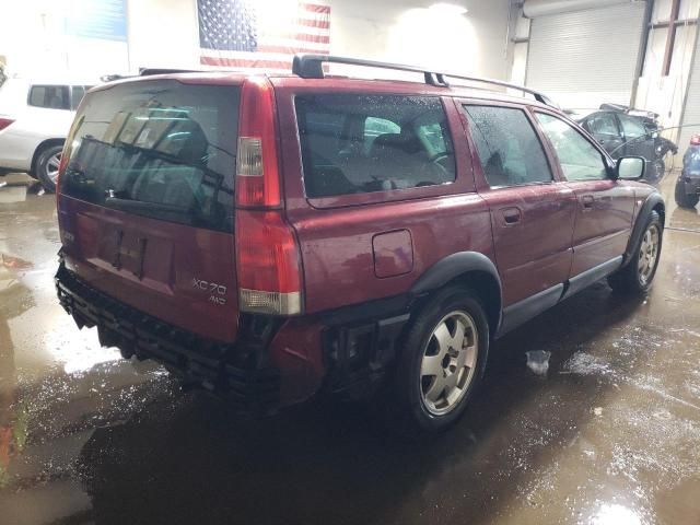 2004 Volvo XC70