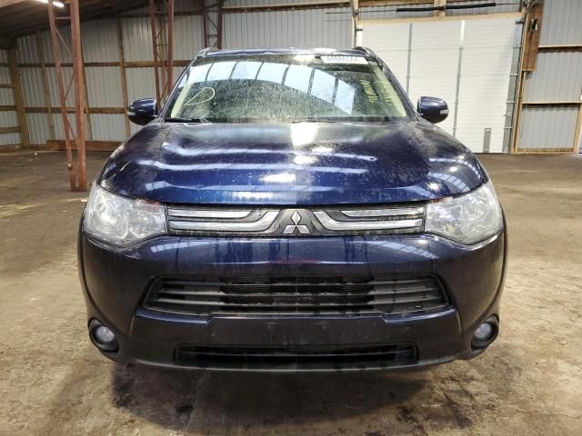 2014 Mitsubishi Outlander SE