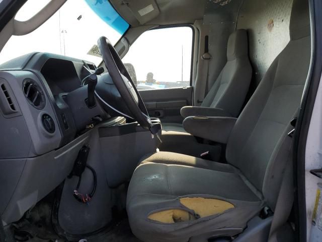 2013 Ford Econoline E250 Van