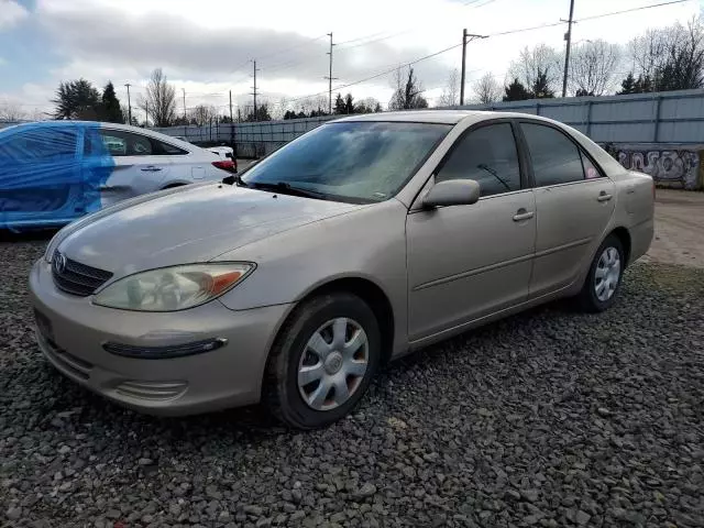 2004 Toyota Camry LE