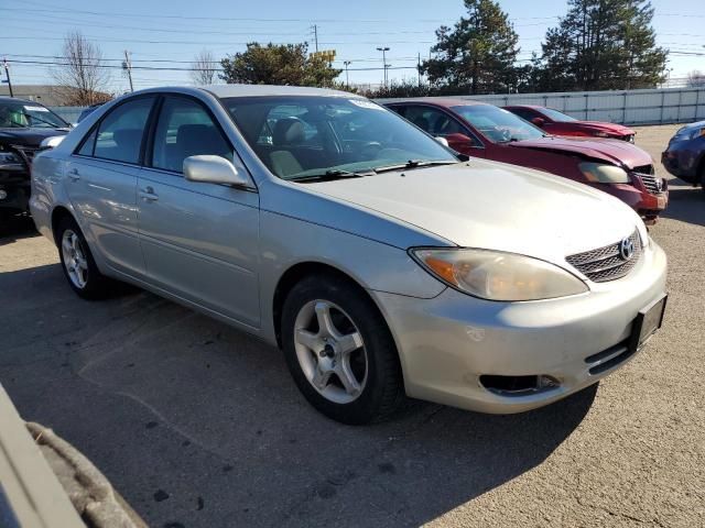 2004 Toyota Camry LE