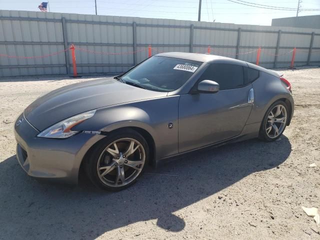 2011 Nissan 370Z Base