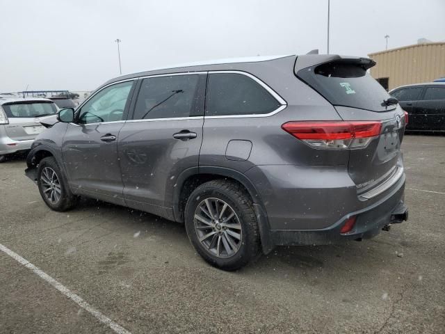 2019 Toyota Highlander SE