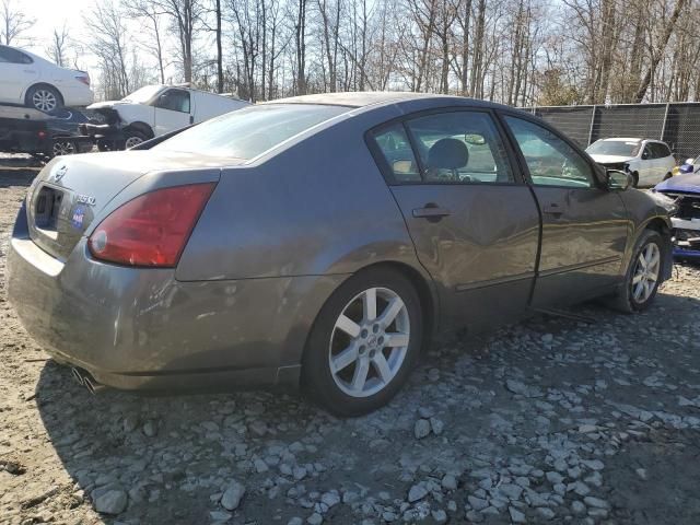 2005 Nissan Maxima SE