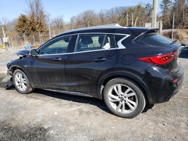 2017 Infiniti QX30 Base