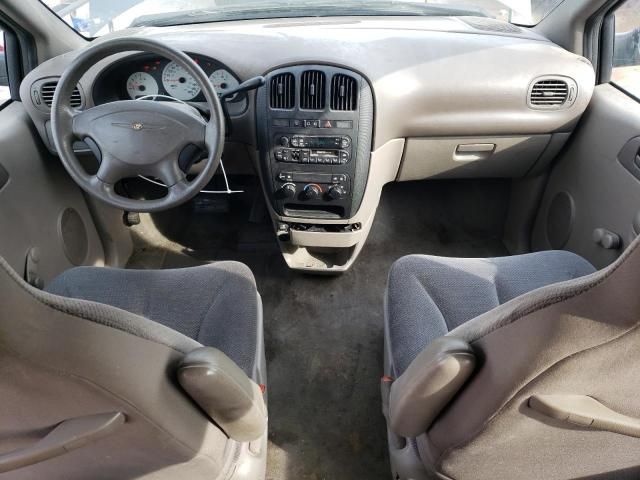 2002 Chrysler Voyager