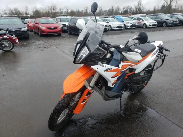 2023 KTM 890 Adventure R