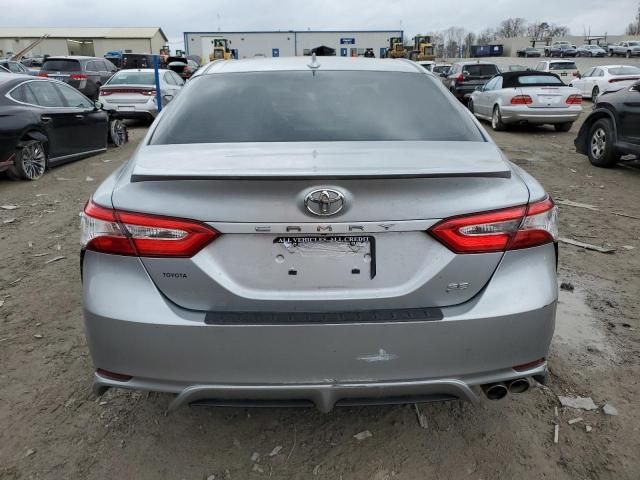 2020 Toyota Camry SE