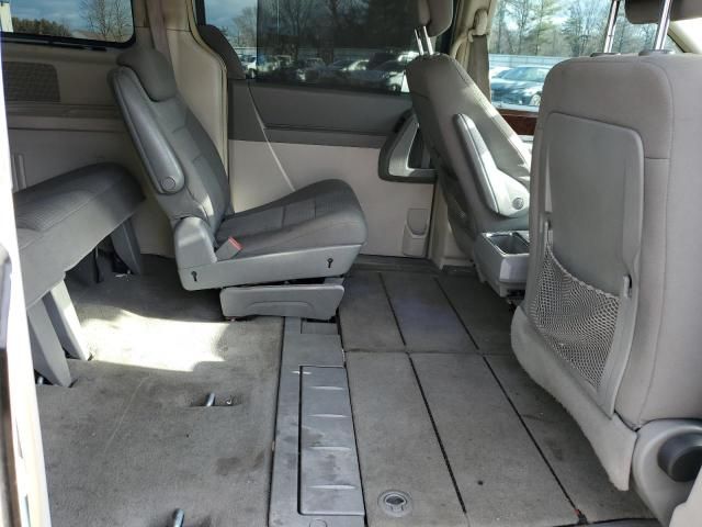 2010 Chrysler Town & Country Touring