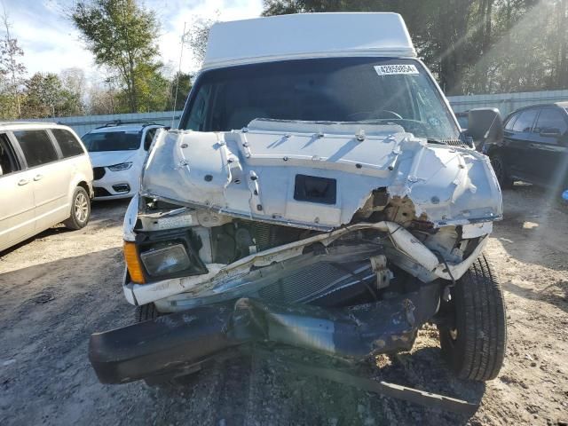 2004 Ford Econoline E250 Van