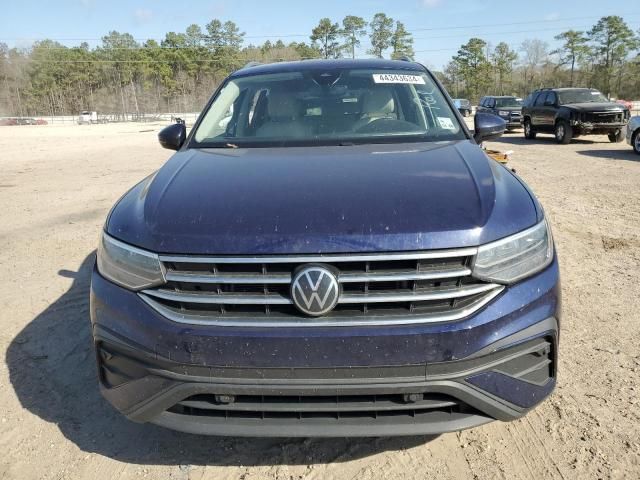 2022 Volkswagen Tiguan SE