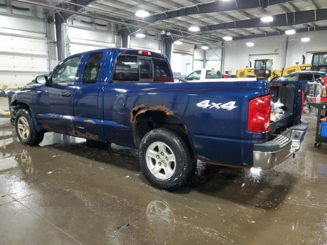 2005 Dodge Dakota SLT