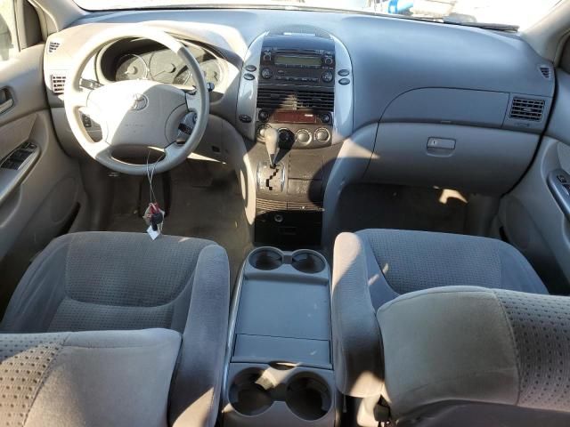 2006 Toyota Sienna CE