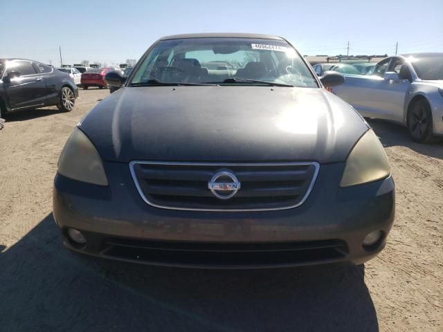 2004 Nissan Altima Base