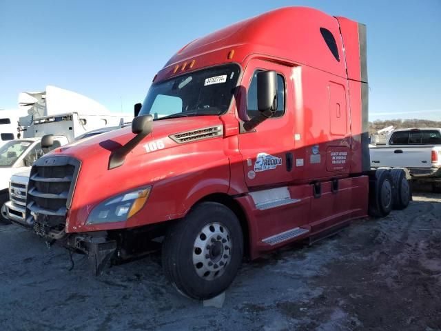 2019 Freightliner Cascadia 126