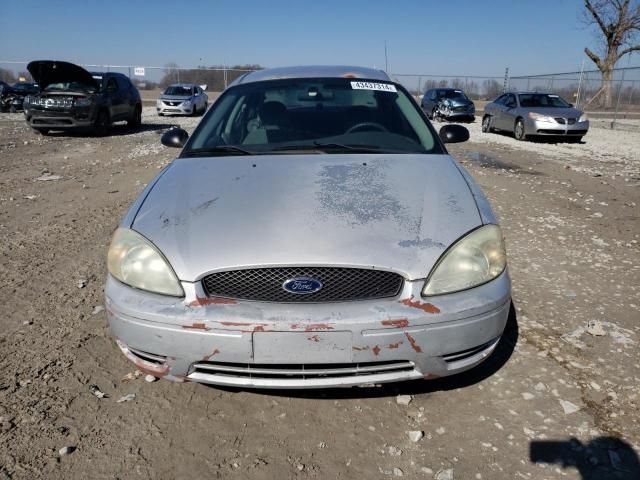 2005 Ford Taurus SE