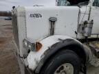 1999 Peterbilt 378