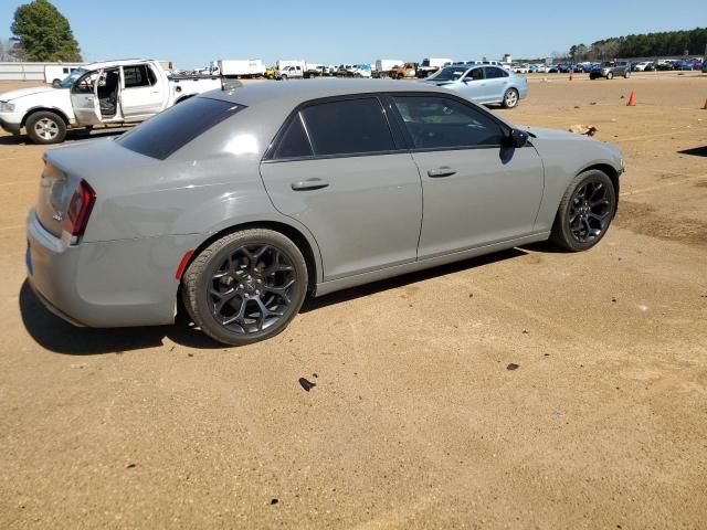 2019 Chrysler 300 Touring