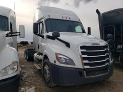 Run And Drives Trucks for sale at auction: 2019 Freightliner Cascadia 126