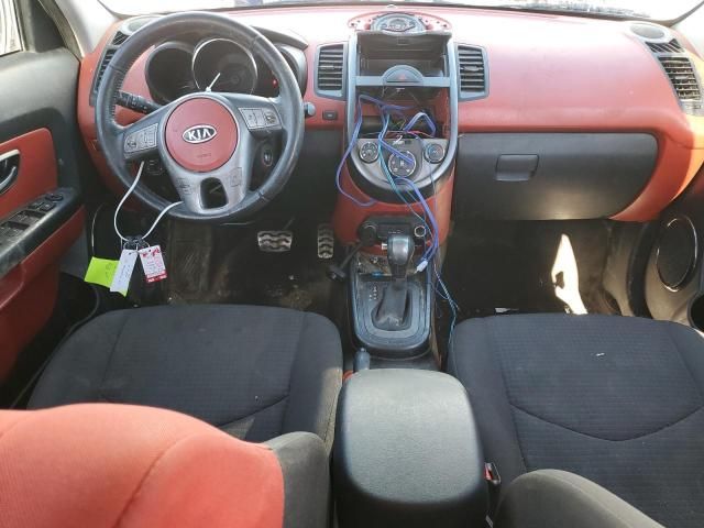 2011 KIA Soul +