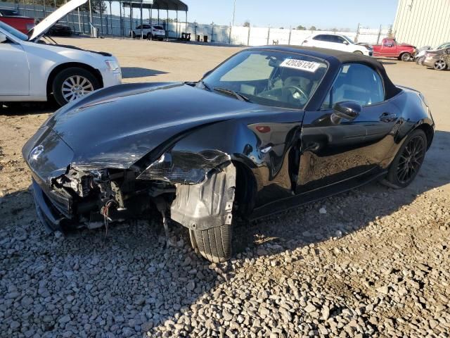 2017 Mazda MX-5 Miata Club