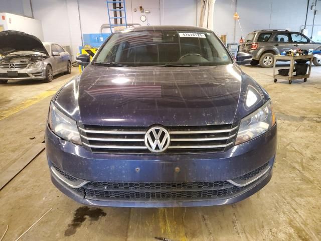 2012 Volkswagen Passat SE