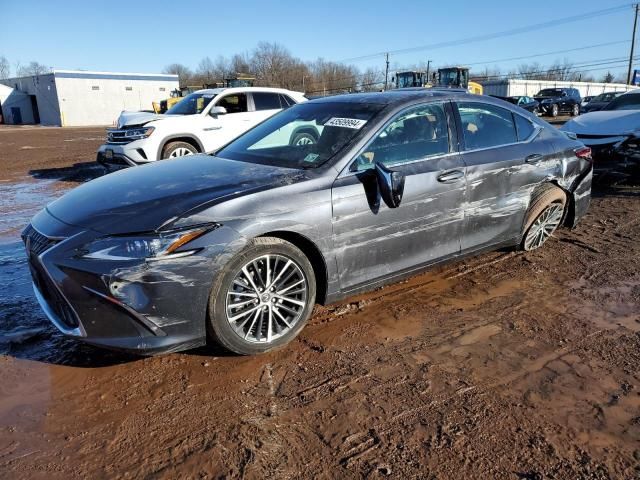 2023 Lexus ES 300H Base