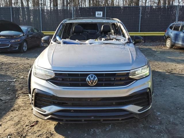 2022 Volkswagen Tiguan SE R-LINE Black