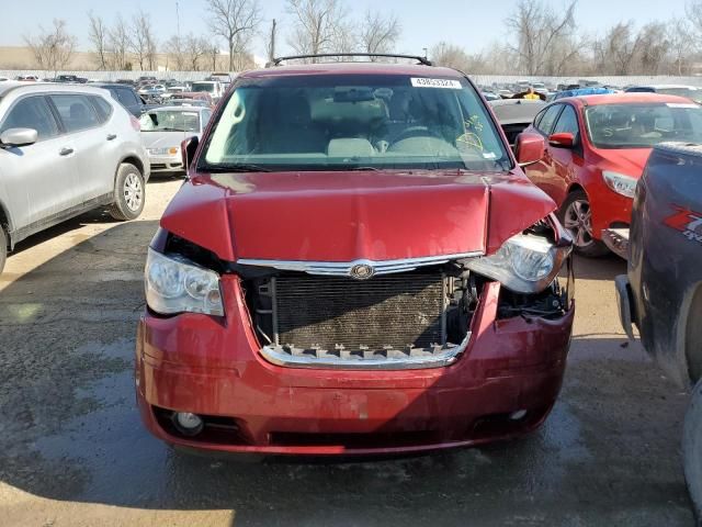 2010 Chrysler Town & Country Touring