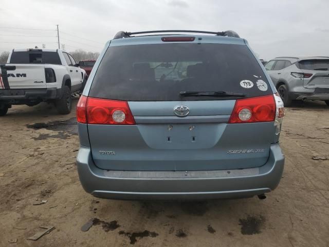 2007 Toyota Sienna XLE