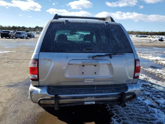 2003 Nissan Pathfinder LE