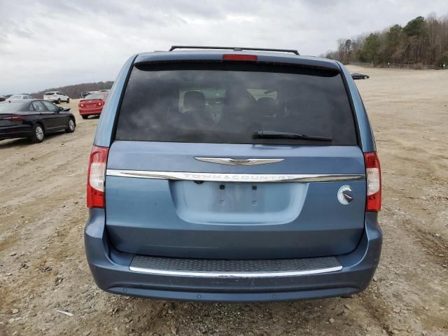 2012 Chrysler Town & Country Touring L