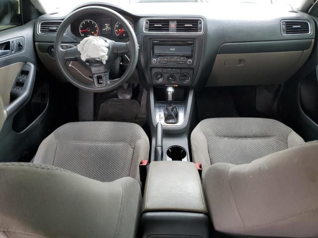 2013 Volkswagen Jetta Base