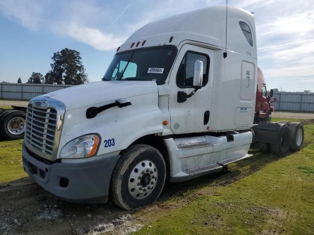 2013 Freightliner Cascadia 125