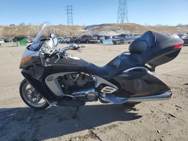 2010 Victory Vision Touring