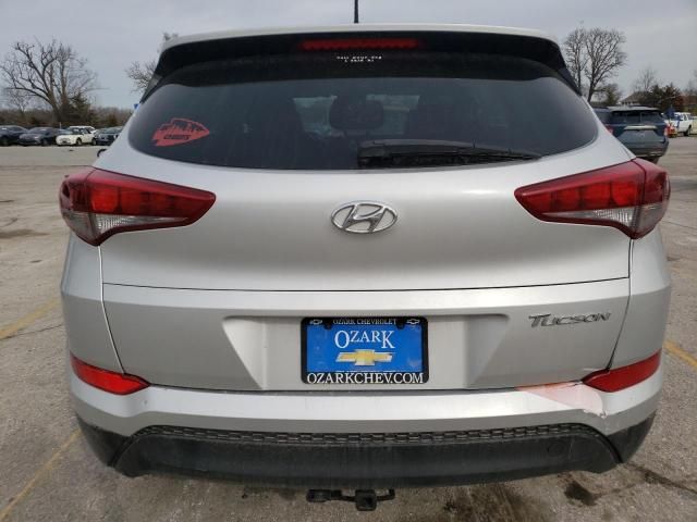 2016 Hyundai Tucson SE