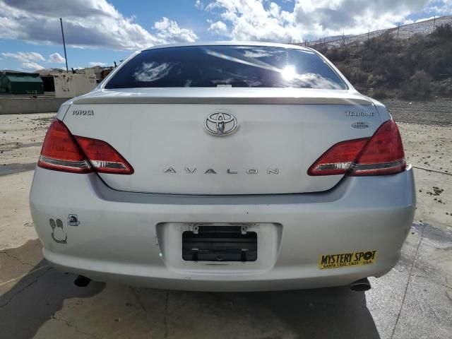 2005 Toyota Avalon XL