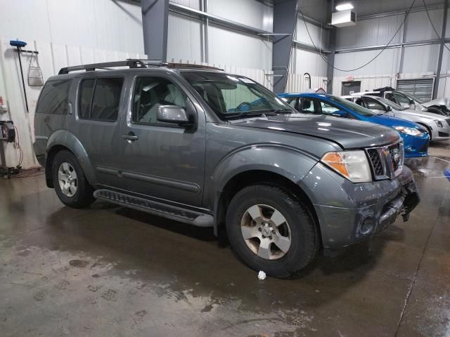 2006 Nissan Pathfinder LE