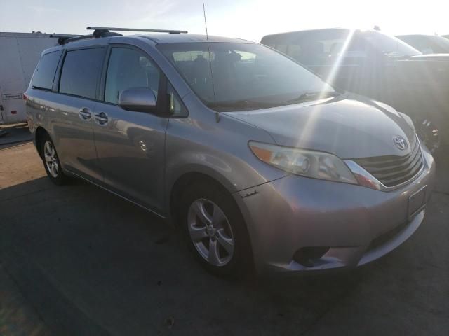 2011 Toyota Sienna LE