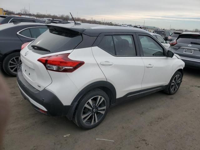 2020 Nissan Kicks SR