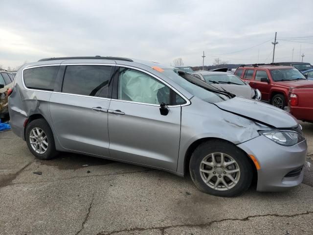 2020 Chrysler Voyager LXI