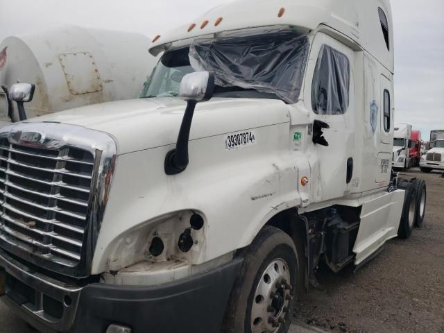 2016 Freightliner Cascadia 125