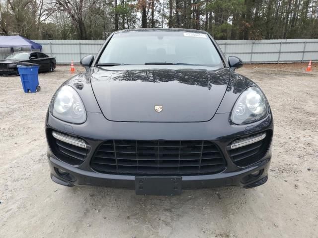 2013 Porsche Cayenne GTS