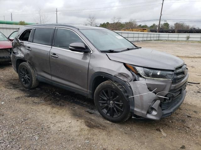 2019 Toyota Highlander SE