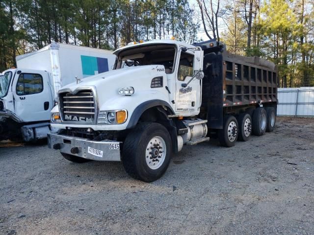 2006 Mack 700 CV700