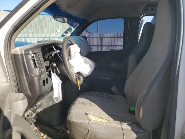 2011 Chevrolet Express G2500