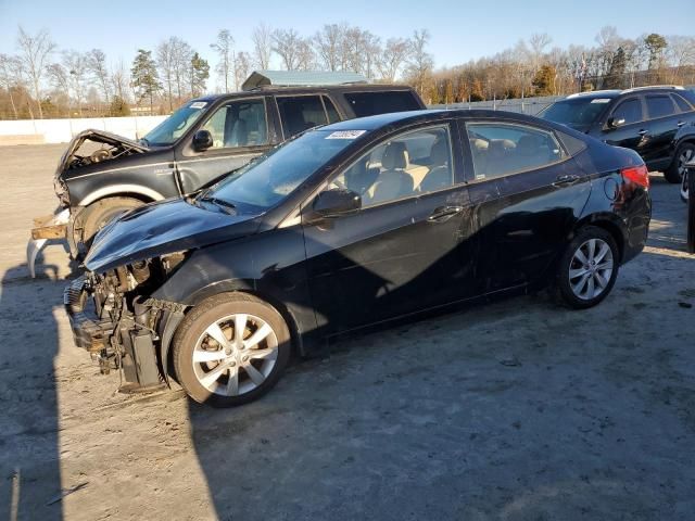 2013 Hyundai Accent GLS