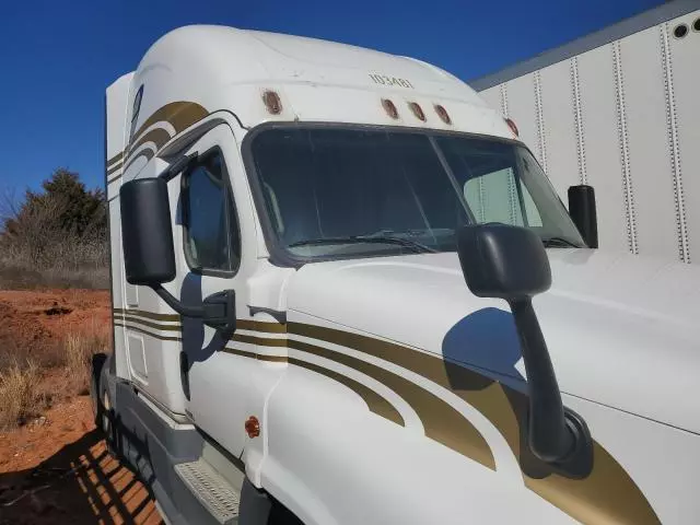 2019 Freightliner Cascadia 125