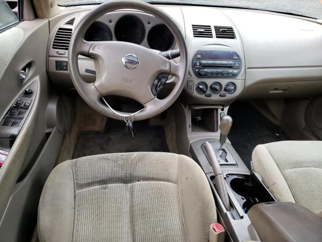 2002 Nissan Altima Base